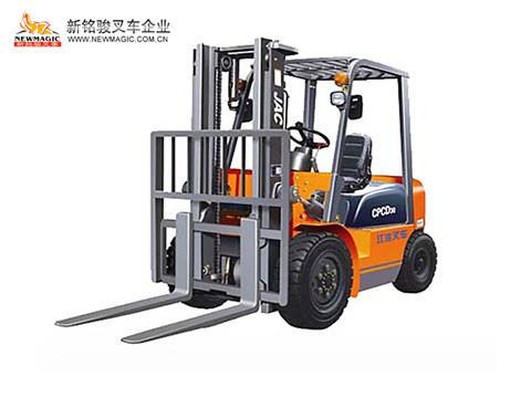 平衡重式内燃叉车CPCD100